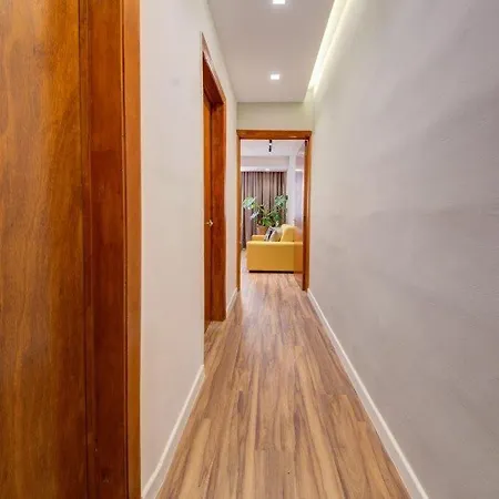 Stylish Apartment, Steps Away From The Sea In St Julians Appartement *