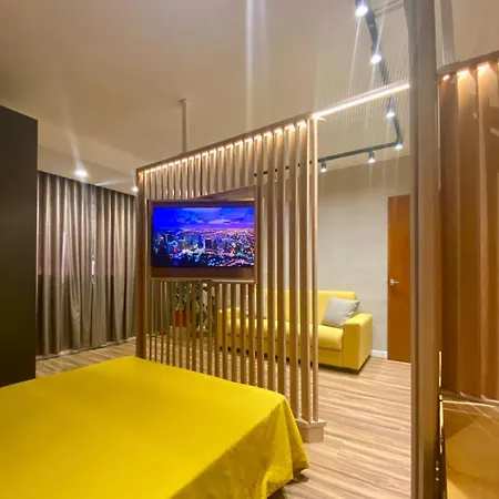 Stylish Apartment, Steps Away From The Sea In St Julians Saint Julian's