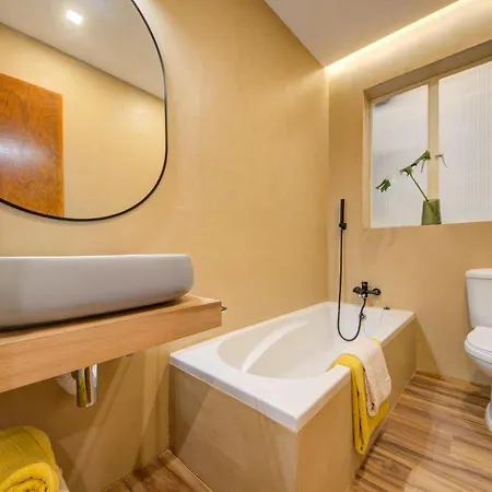 Stylish Apartment, Steps Away From The Sea In St Julians * Saint Julian's